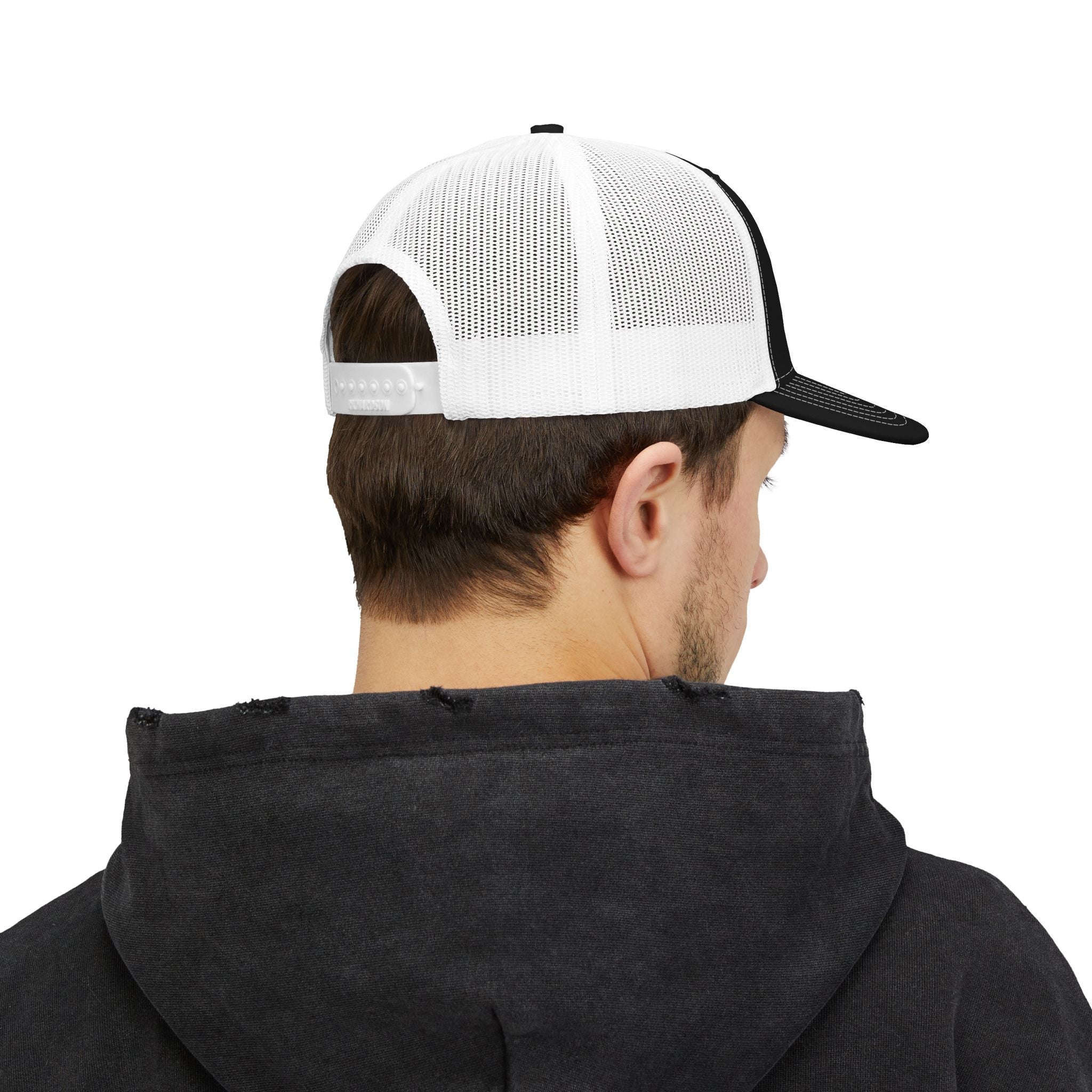 Image of Gorra de camionero con cierre a presión (bordada)